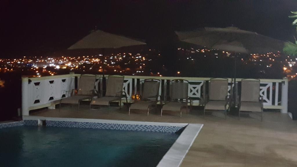 Heavenly Suites La Feuillet Kültér fotó